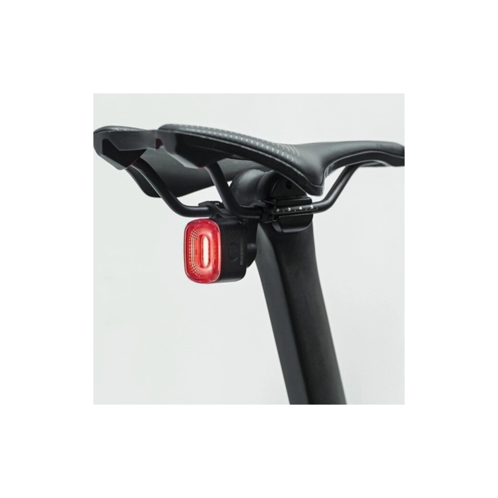 FEU ARRIÈRE DE VÉLO LED ROCKBROS Q2S AVEC SYSTÈME D'ARRÊT INTELLIGENT NOIR