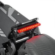 TROTTINETTE ÉLECTRIQUE avec GPS ANTI-VOL INTÉGRÉ — M8 ROVER BACKFIRE — NOIR